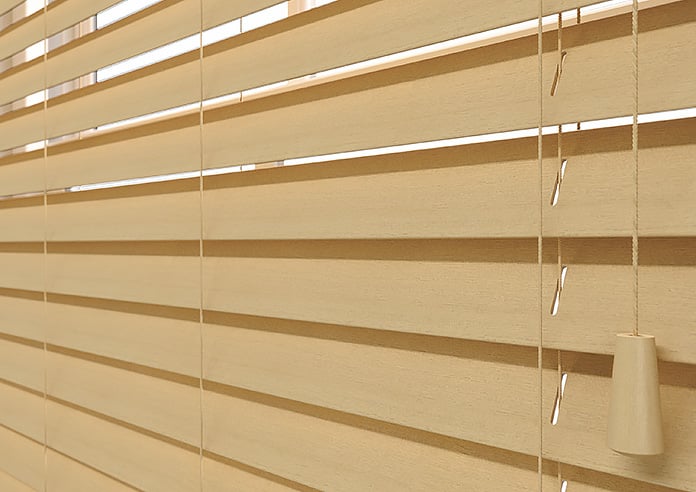 Malmo, Sunlit Oak - Motorised Venetian Blind - Image 4